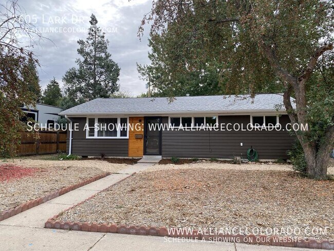 Building Photo - 2605 Lark Dr