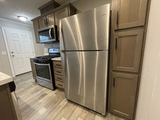 Photo - 38053 Orleans St