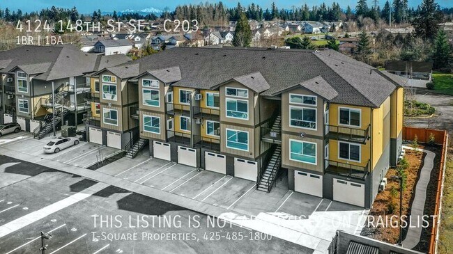 Photo - SNAG THIS 1 BED, 1 BATH WITH DETACHED GARA... Unidad C203