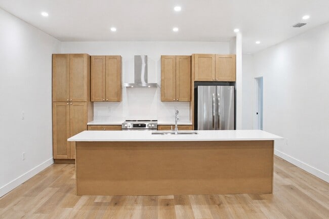 Photo - 820 26th Ave E Unit 102