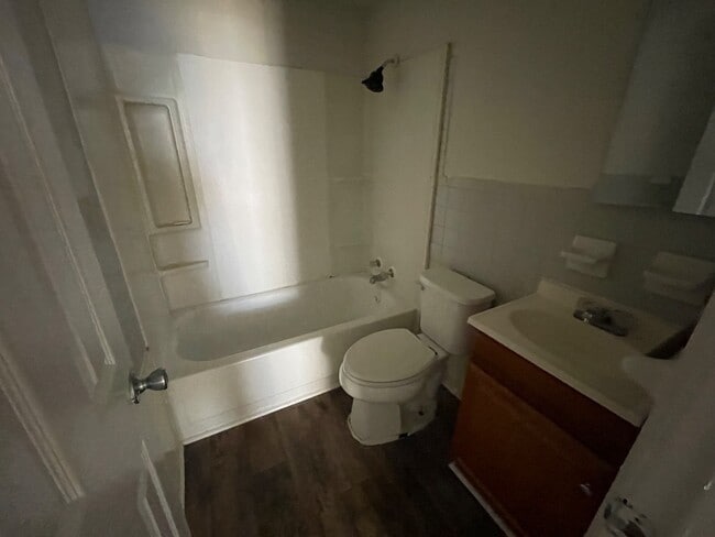 Photo - 4607 Kentucky Ave