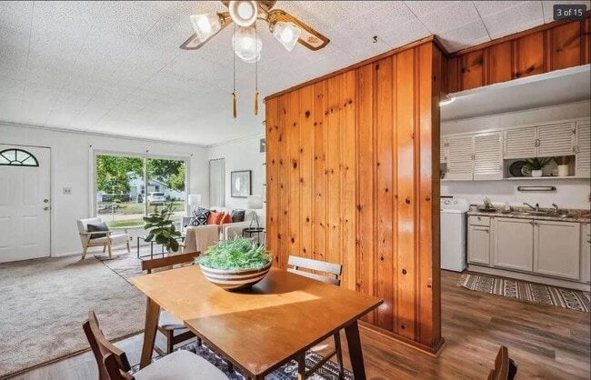 Photo - 1644 Eastbrook Dr S