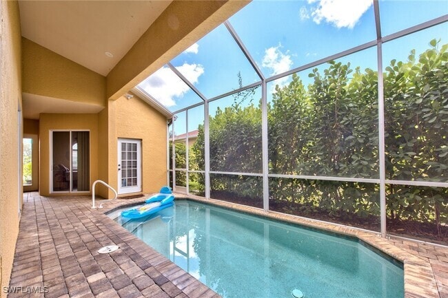 Building Photo - 3748 Kent Dr Rental