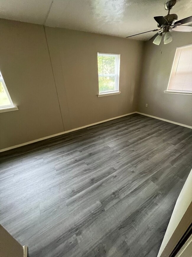 Photo - 2 Bed 1 Bath House