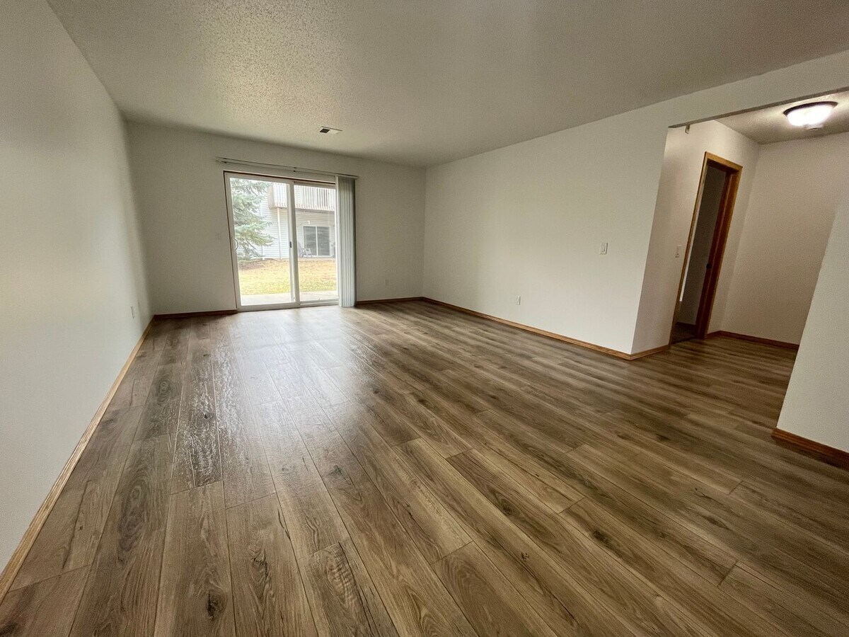 Ralph Rogers Apartments - Ralph Rogers Apartments