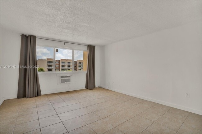 Photo - 6970 NW 186th St Unit 3-409A