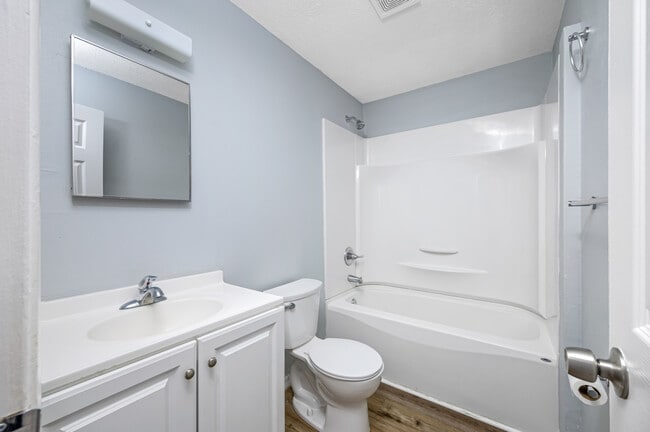 Sunny Point Apartments