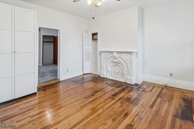 Photo - 310 Paterson Plank Rd Unit 1R