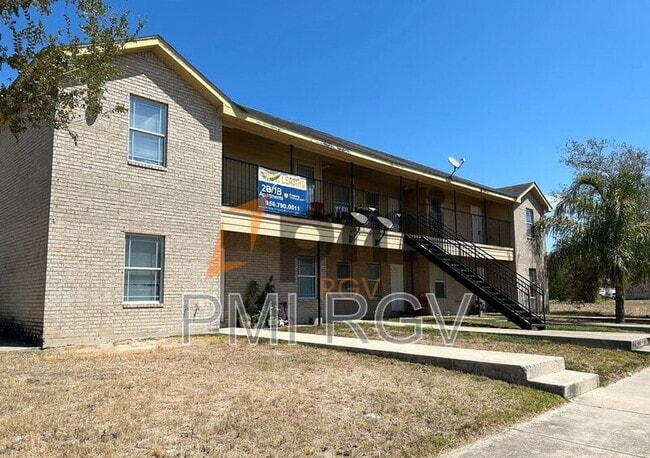 Building Photo - 2017 Graham Ave Unit 8 Rental