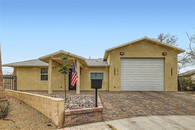 Photo - 7074 Pinebrook Ct