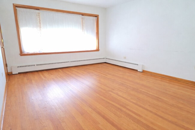 Photo - 7126 W Jarvis Ave Unit 1