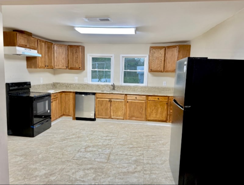 Photo - 18 Bay St NE