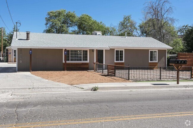 Building Photo - 1046 Whipple St Rental