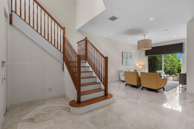 Photo - 896 Spinnaker Dr