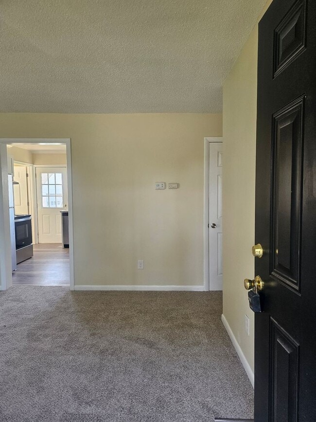 Photo - 845 Berkshire Terrace