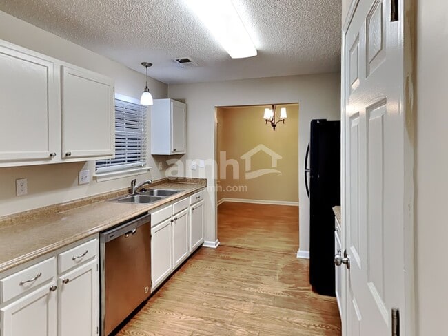 Photo - 2114 Serenity Dr NW