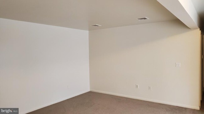 Photo - 2712 Lisburn Rd Townhome