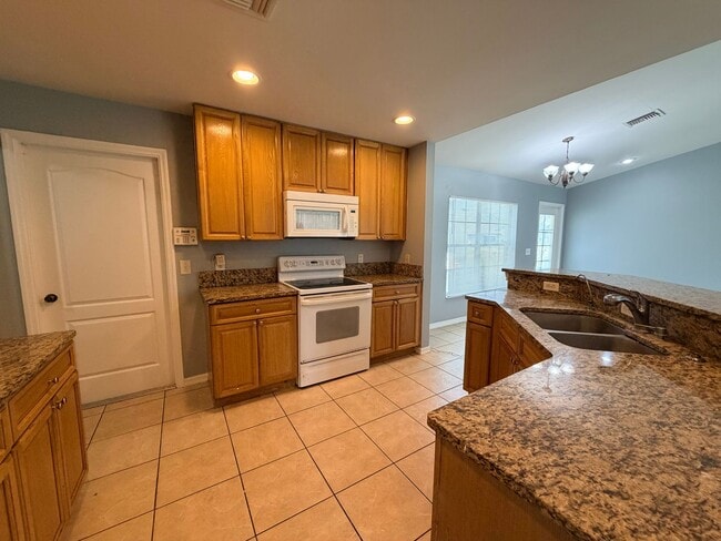 Photo - 2910 56th St W