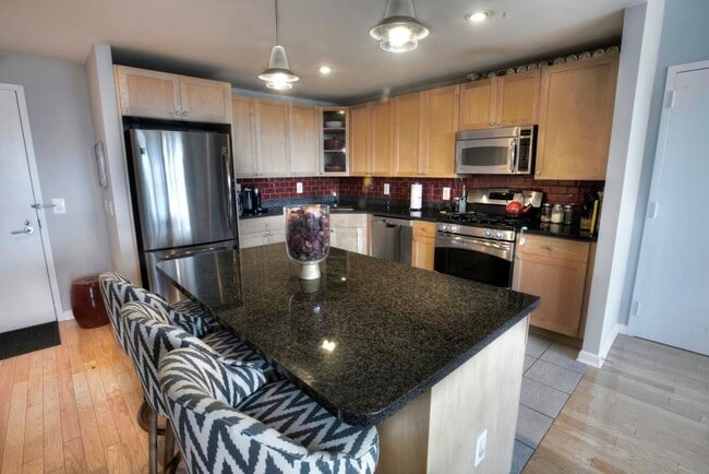 Photo - 700 Grove St Unit 12J