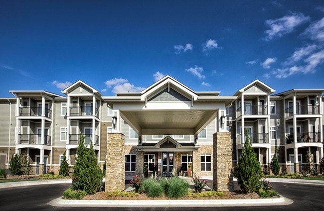Cedars of Woodland Hills - Cedars of Woodland Hills Apartments