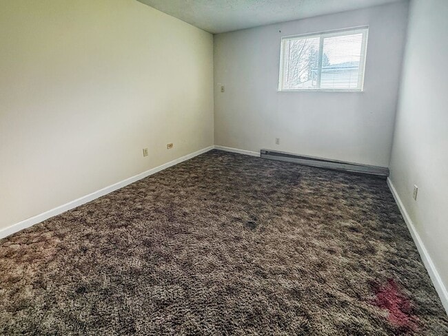 Photo - 4854 - Ladd Duplex Unit A