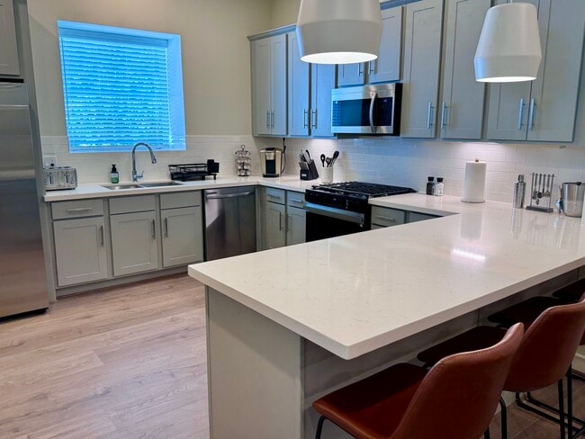 Photo - 131 Eastwood St