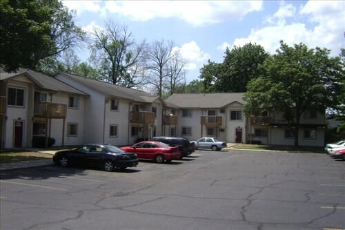 Photo - Edgewater Place Apartments