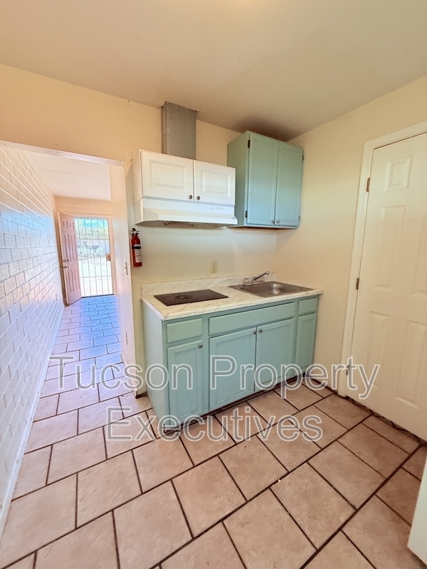 Photo - 232 W Flores St Unit 6