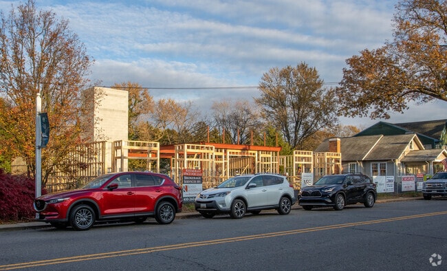 12/2/21 - 106-108 Annapolis St