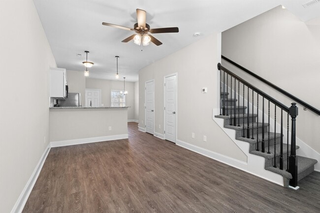 Photo - 203 Copeland Rd