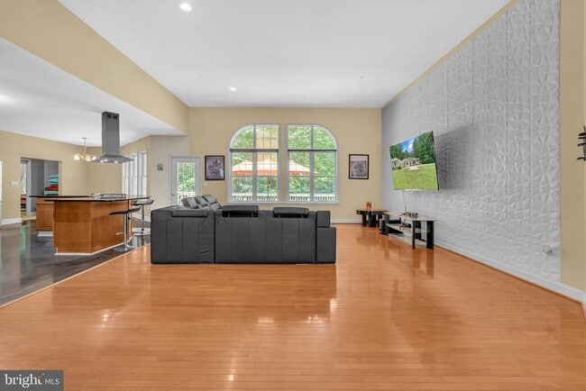 Photo - 13716 Molly Berry Rd