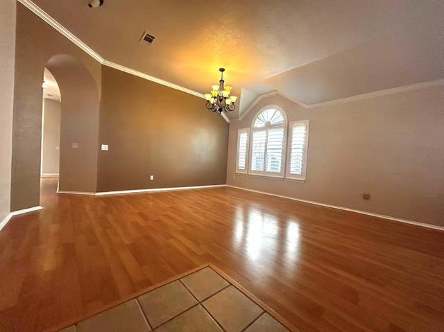 Photo - 4420 Lansbury Ln