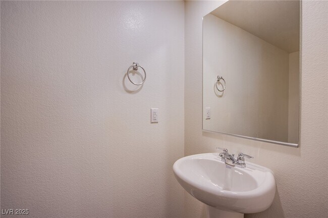 Photo - 4949 Fern Mesa Ave