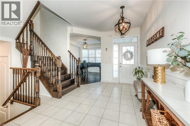 Photo - 285 Seabrook Dr