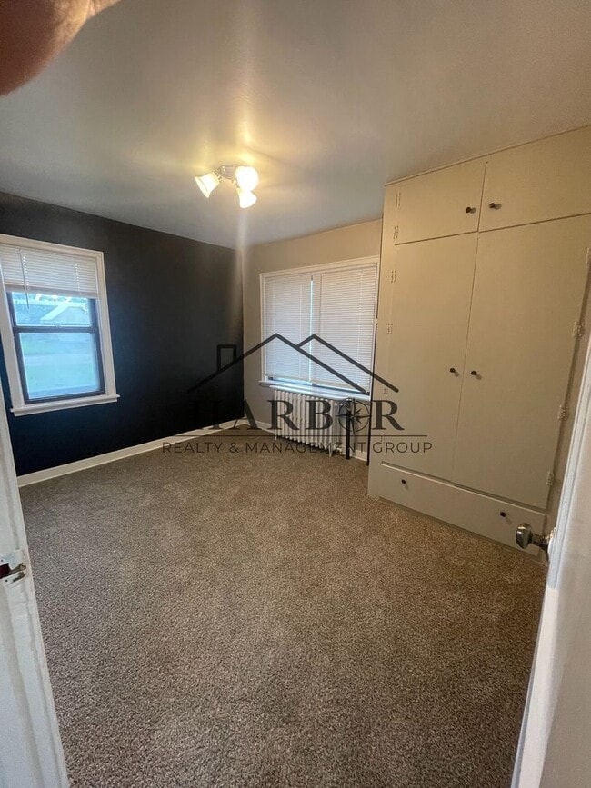 Photo - 806 15th St NE Unit 1