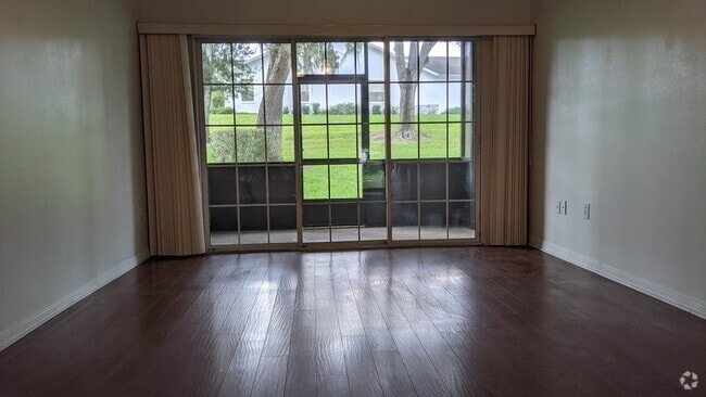 Building Photo - 3373 S Royal Oaks Dr Unit 15-3 Rental
