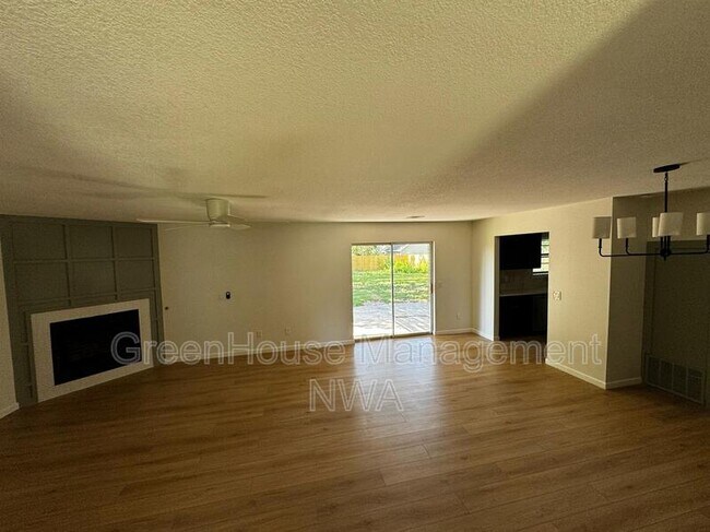 Photo - 2202 SE 16th St