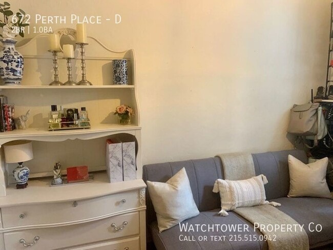 Photo - 672 Perth Pl Unit D