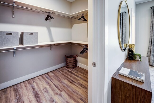 Icon Apartment Homes at Ferguson Farm