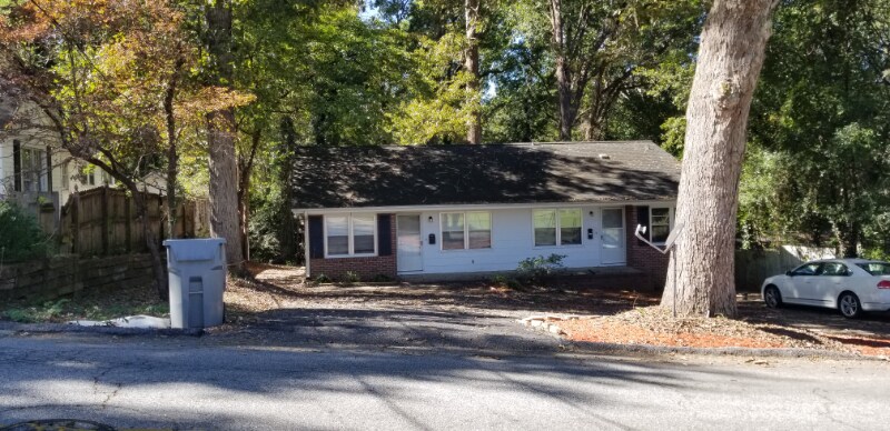 Photo - 300 N Fairview Ave Apartment Unit A