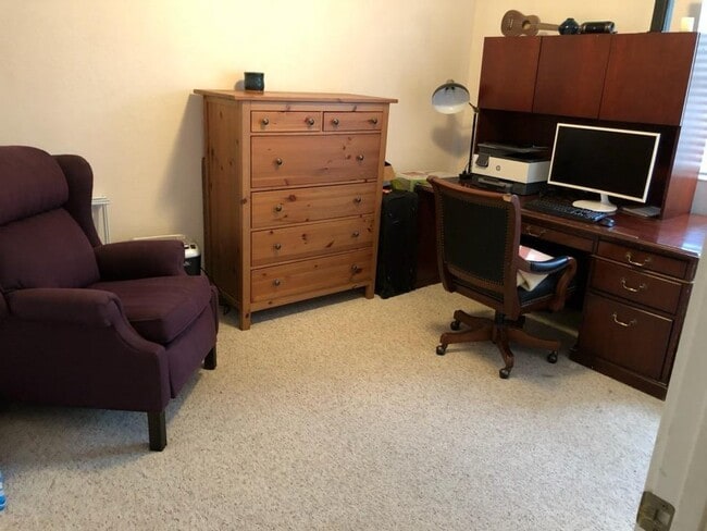 Photo - 110 S 800 E