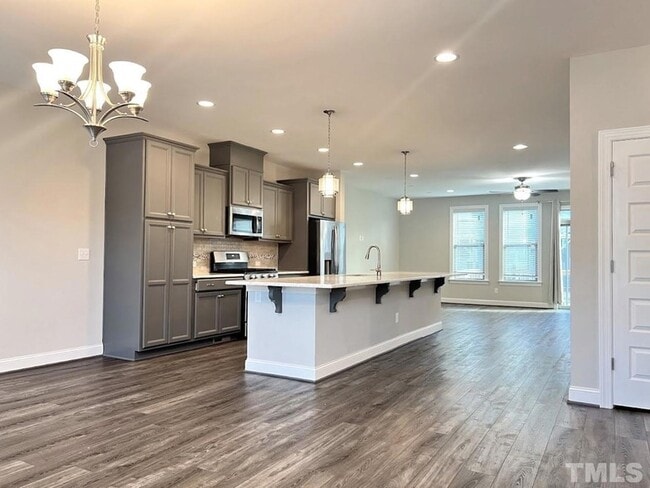 Photo - 933 Dalton Ridge Pl