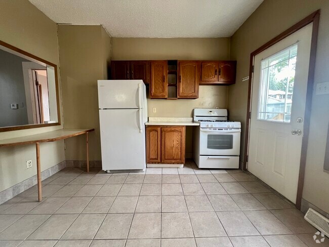 Building Photo - 2222 Walnut St Unit #1 Rental