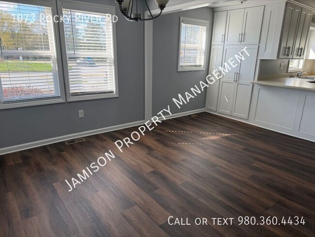 Photo - 1073 Rocky River Rd