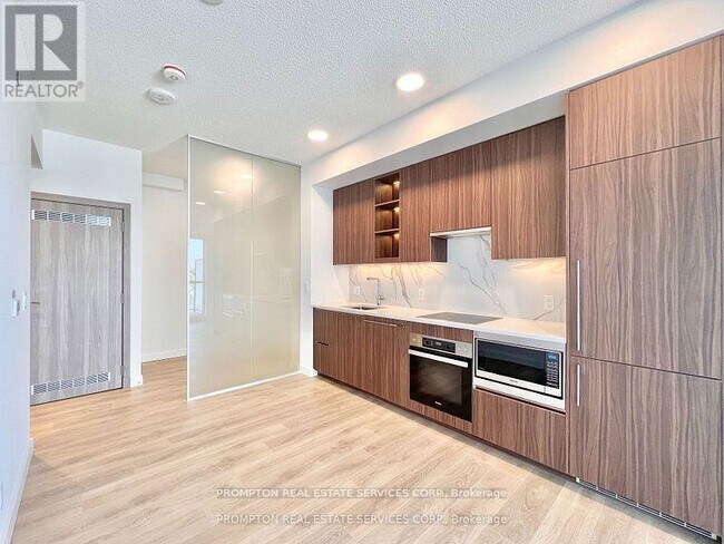 Photo - 27 McMahon Dr Unit 1808