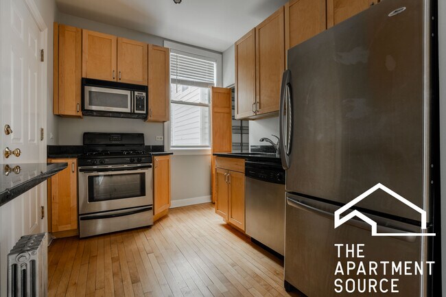 Photo - 1946 W Leland Ave Unit 2A