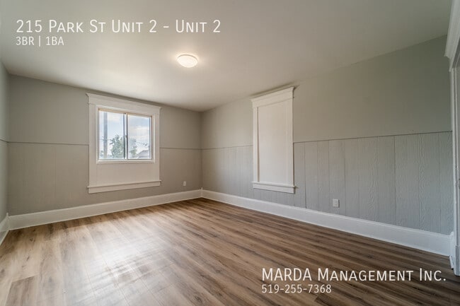 Building Photo - NEWLY RENOVATED 2 BE/1 BATH + DEN IN CHATHAM + UTILITIES Unit 2