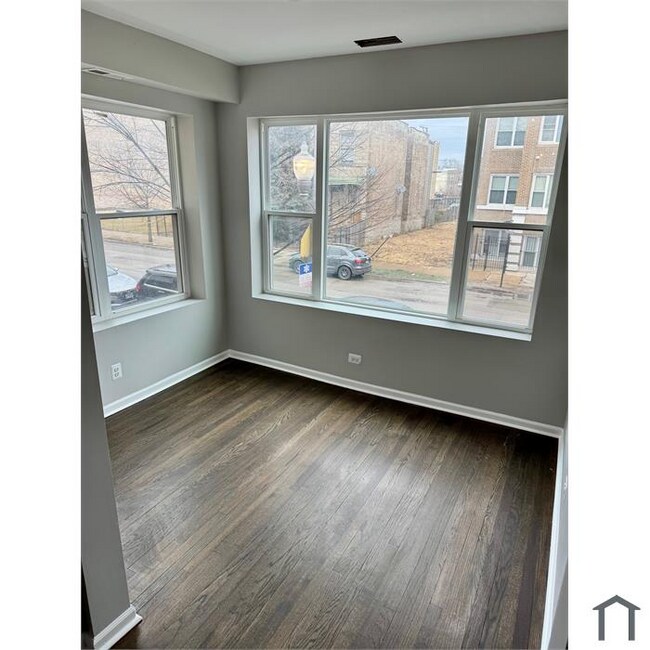 Photo - 4209 W Jackson Blvd Unit 3