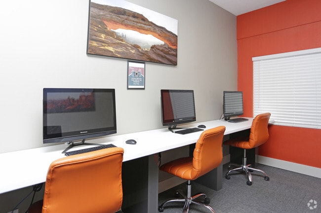 Sala de computadoras - The Branbury