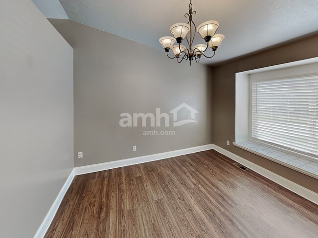 Photo - 3153 W 5025 S